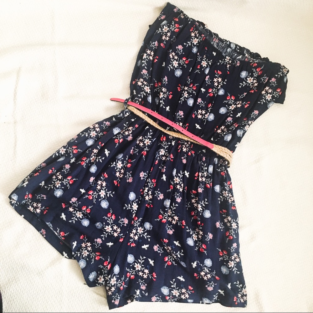 Strapless floral romper with belt